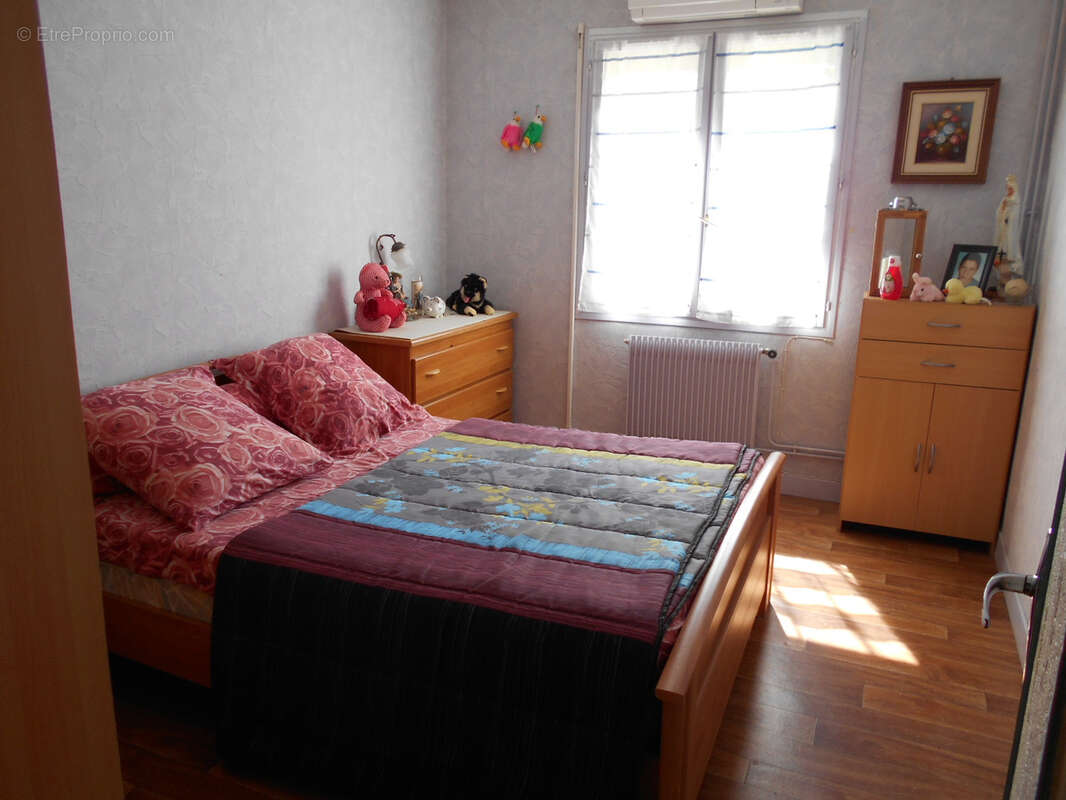 Maison à SAINT-GEORGES-SUR-LA-PREE