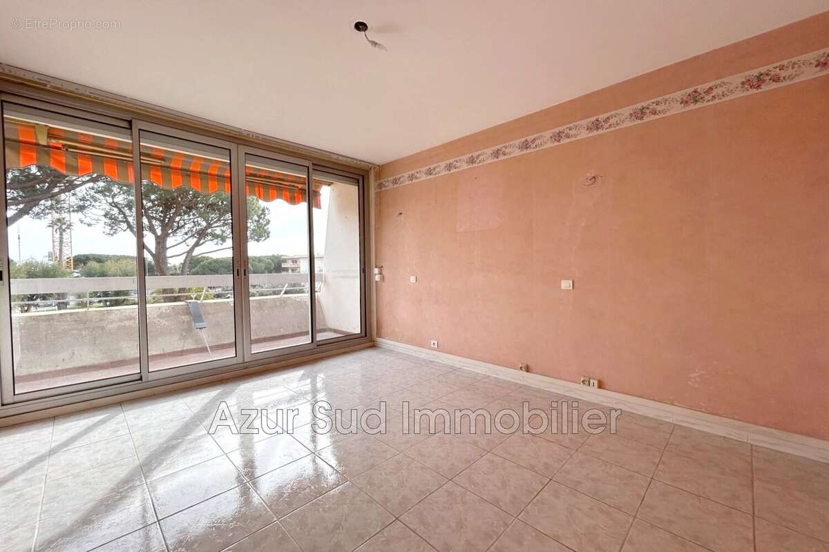 Appartement 87 m² à Antibes  - photo 9