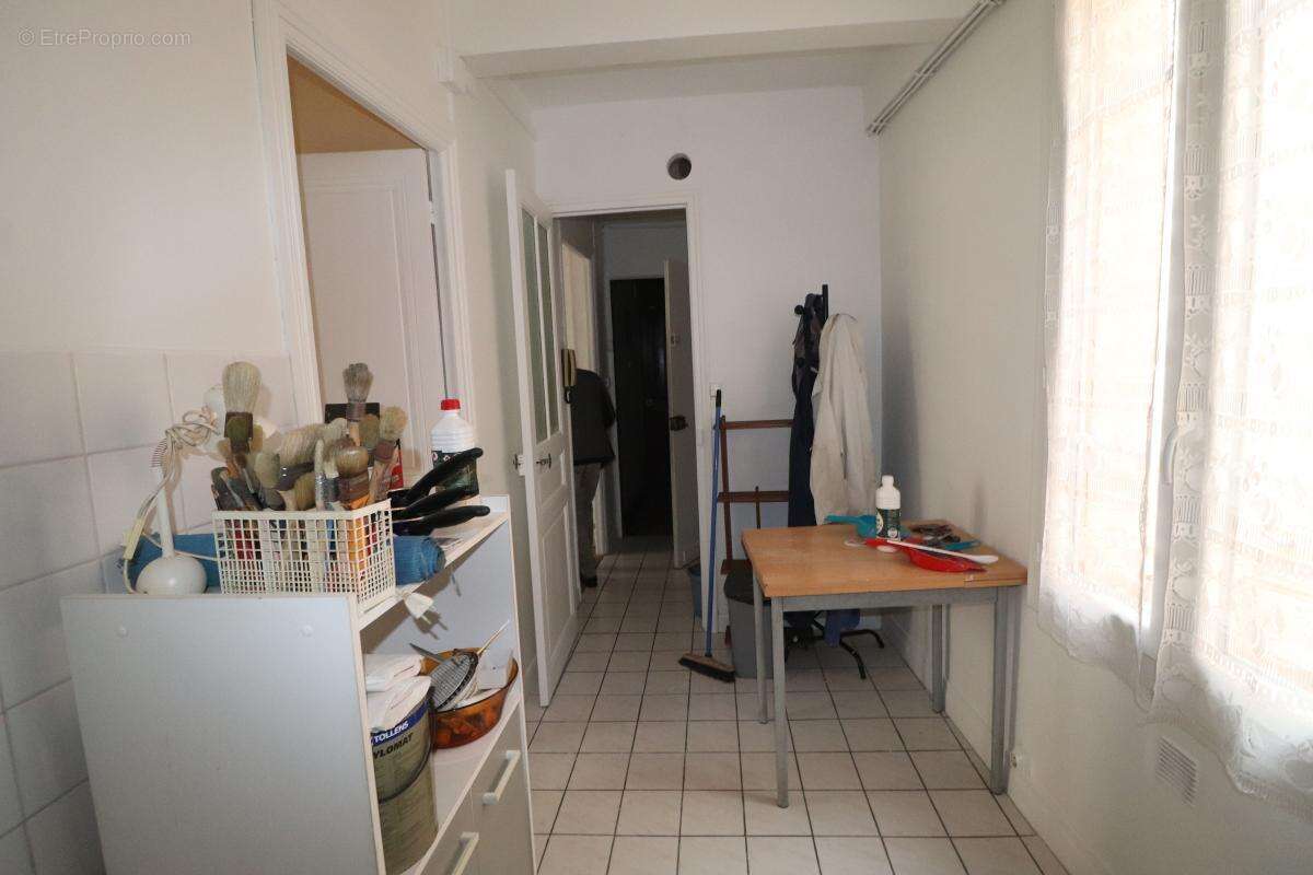 Appartement À Vendre F2,  34 m² - photo 3