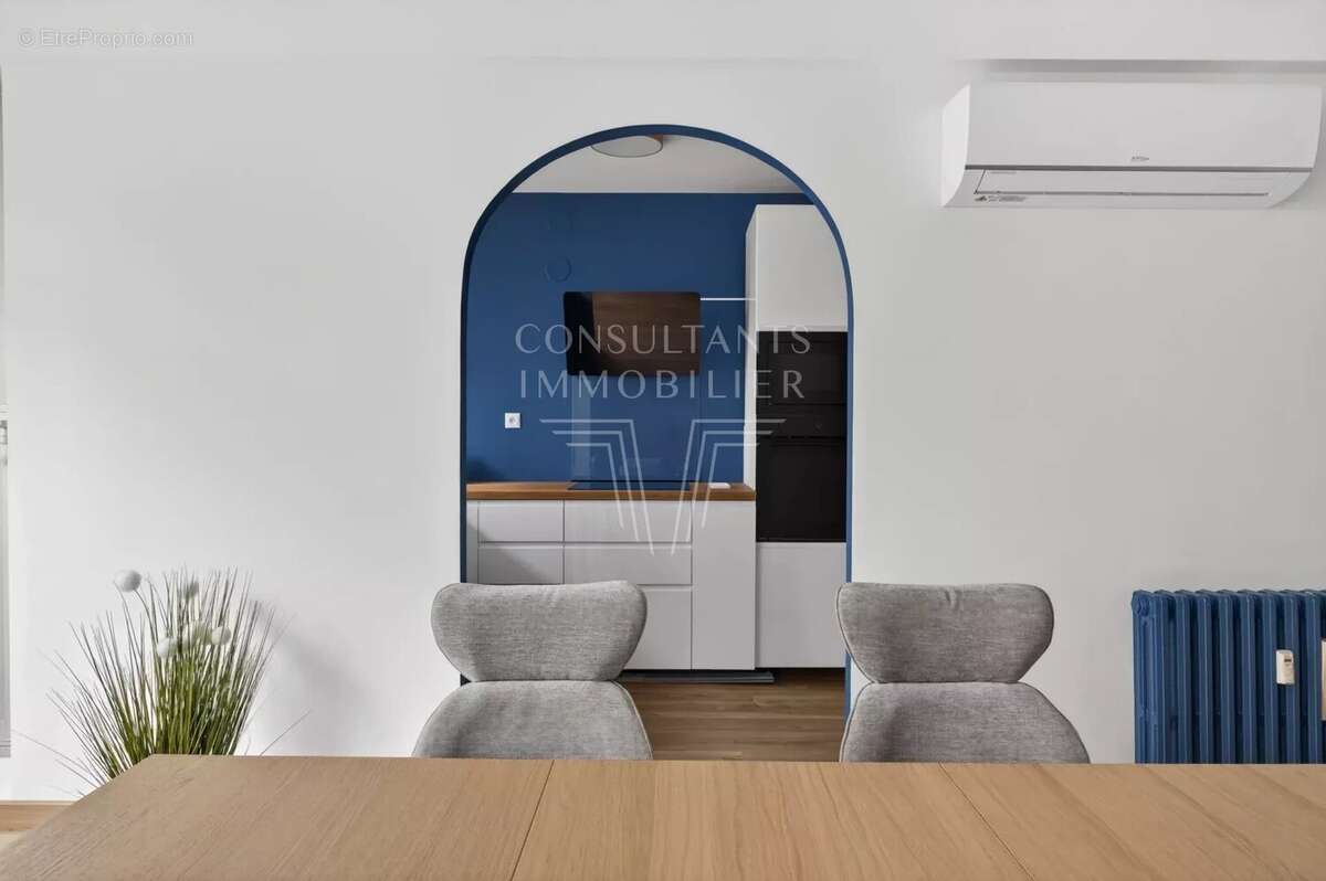 Appartement à PARIS-15E