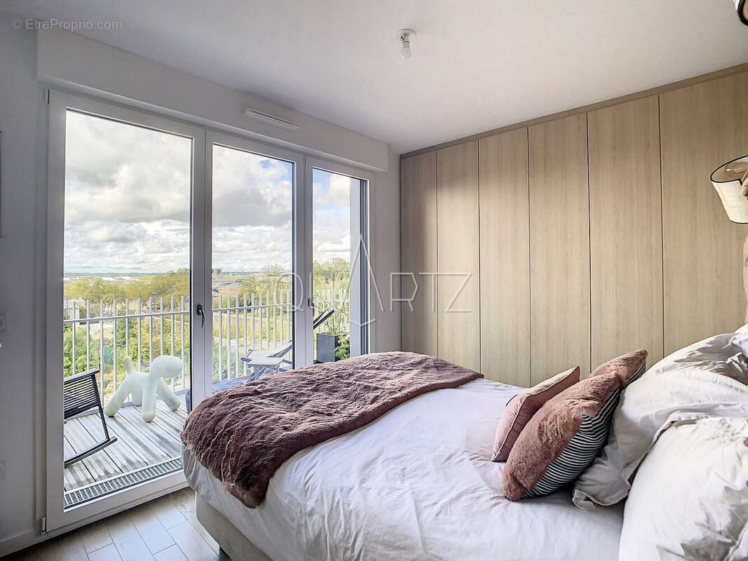 Appartement à VERSAILLES