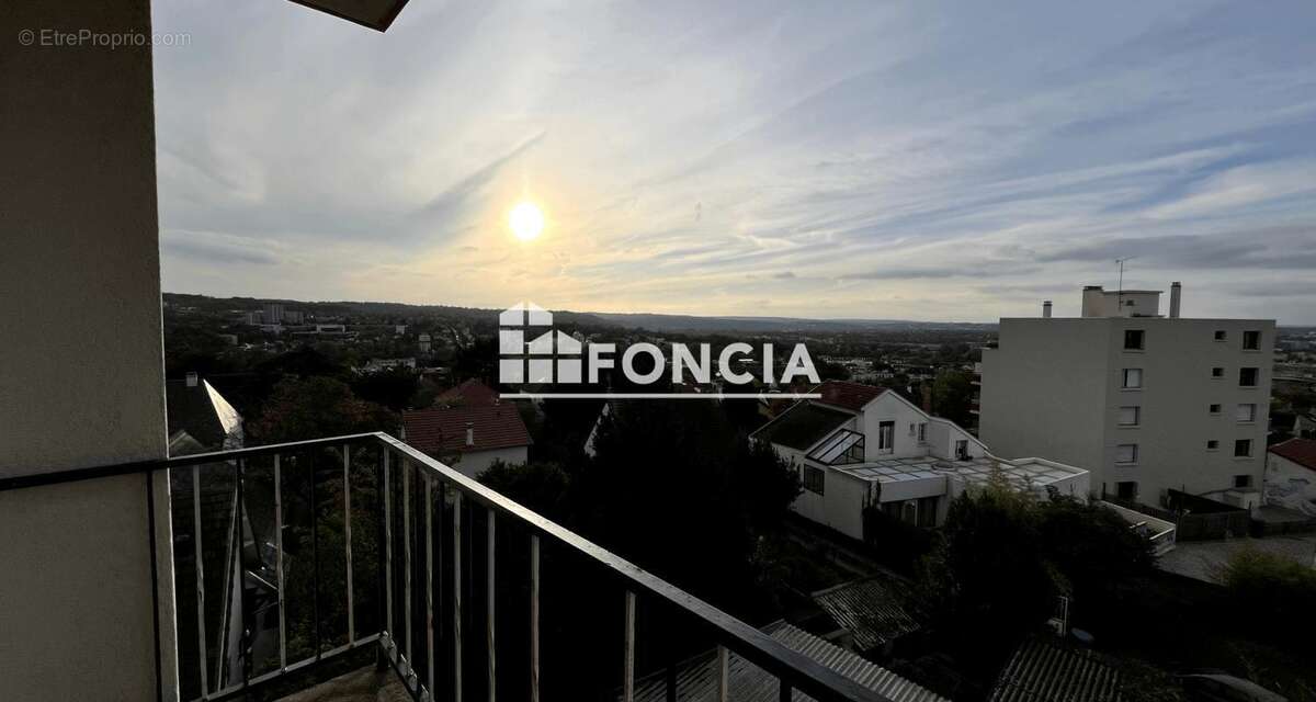 Appartement à RUEIL-MALMAISON