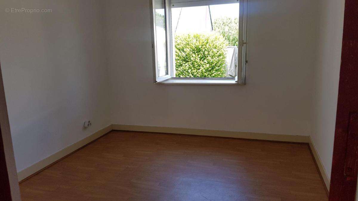 Maison 110 m² à Gourin  - photo 3