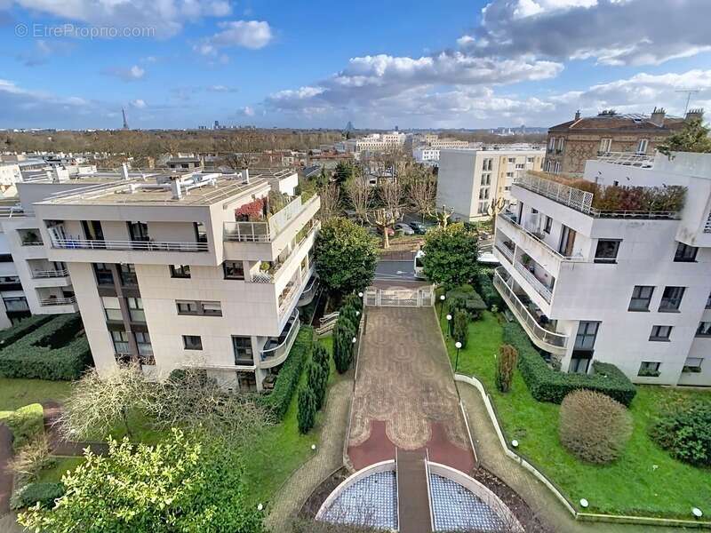 Appartement à SURESNES