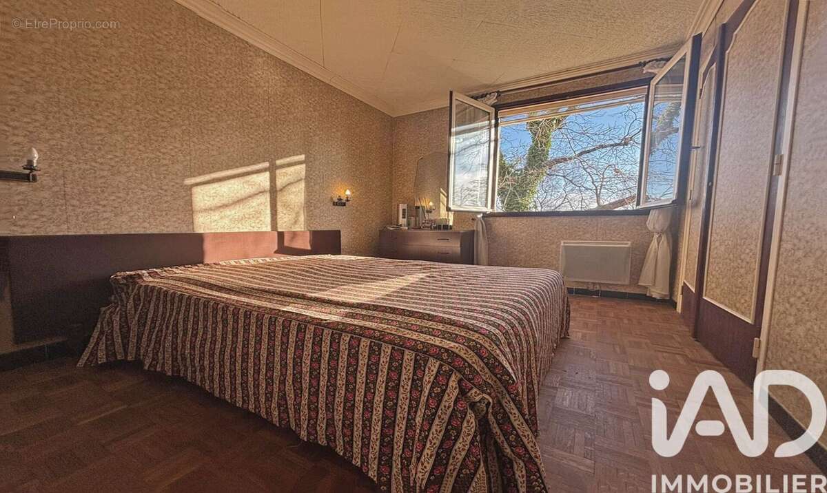 Maison 145 m² à Bourg-Saint-Andeol  - photo 8