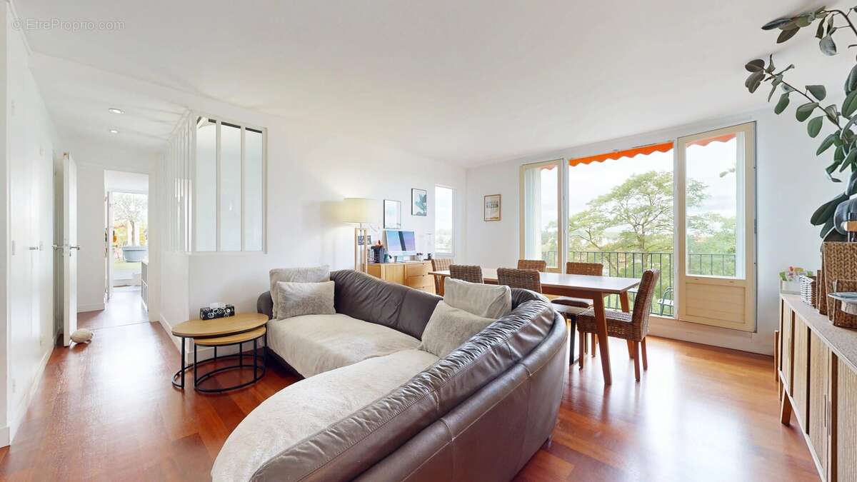 Appartement à VILLEMOMBLE