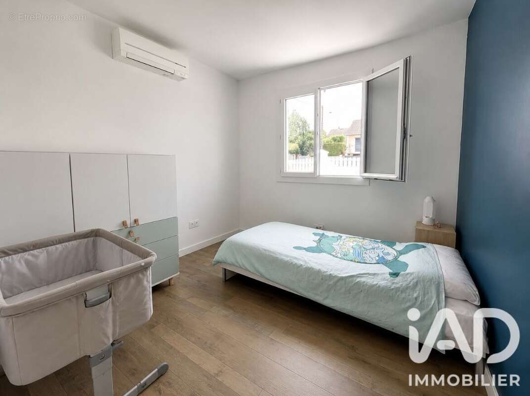 Maison 129 m² à Gennetines  - photo 4