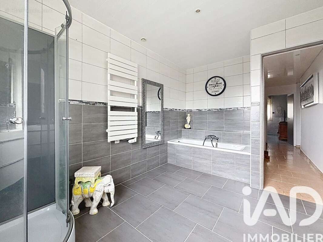 Maison 157 m² à Belleville-Sur-Meuse  - photo 6