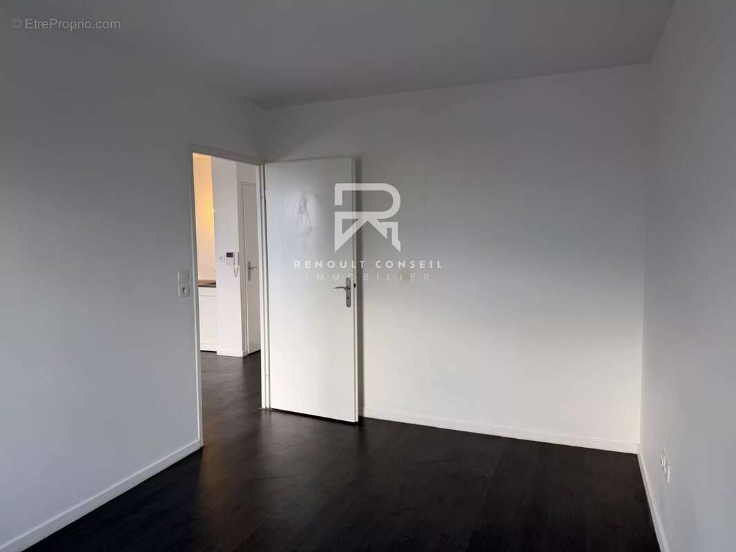 Appartement à SAINT-ETIENNE-DU-ROUVRAY