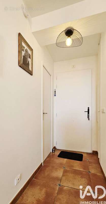 Photo 7 - Appartement à ROQUEBRUNE-SUR-ARGENS