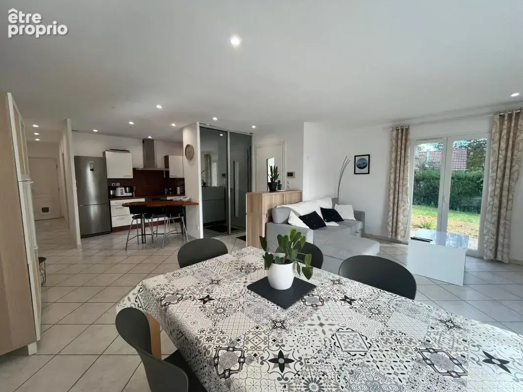 Maison plain pied - 100 m² - 4 chambres - 1382 m² terrain - photo 8