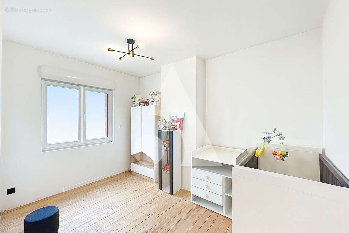 Maison à FRESNES-SUR-ESCAUT