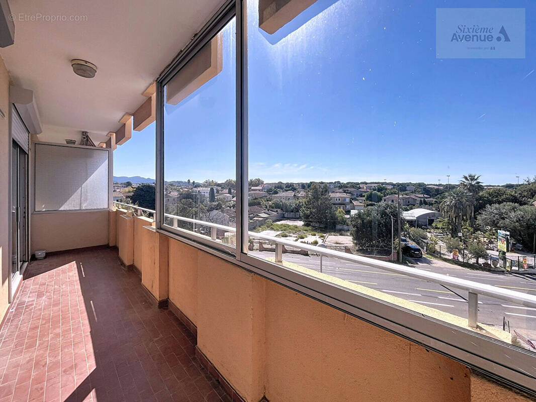 Appartement à SIX-FOURS-LES-PLAGES