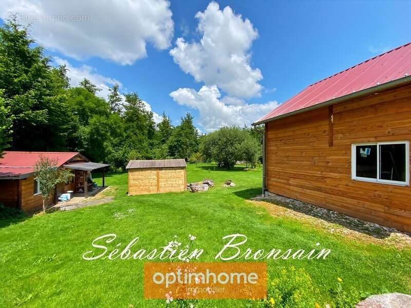 Maison à MONT-SOUS-VAUDREY