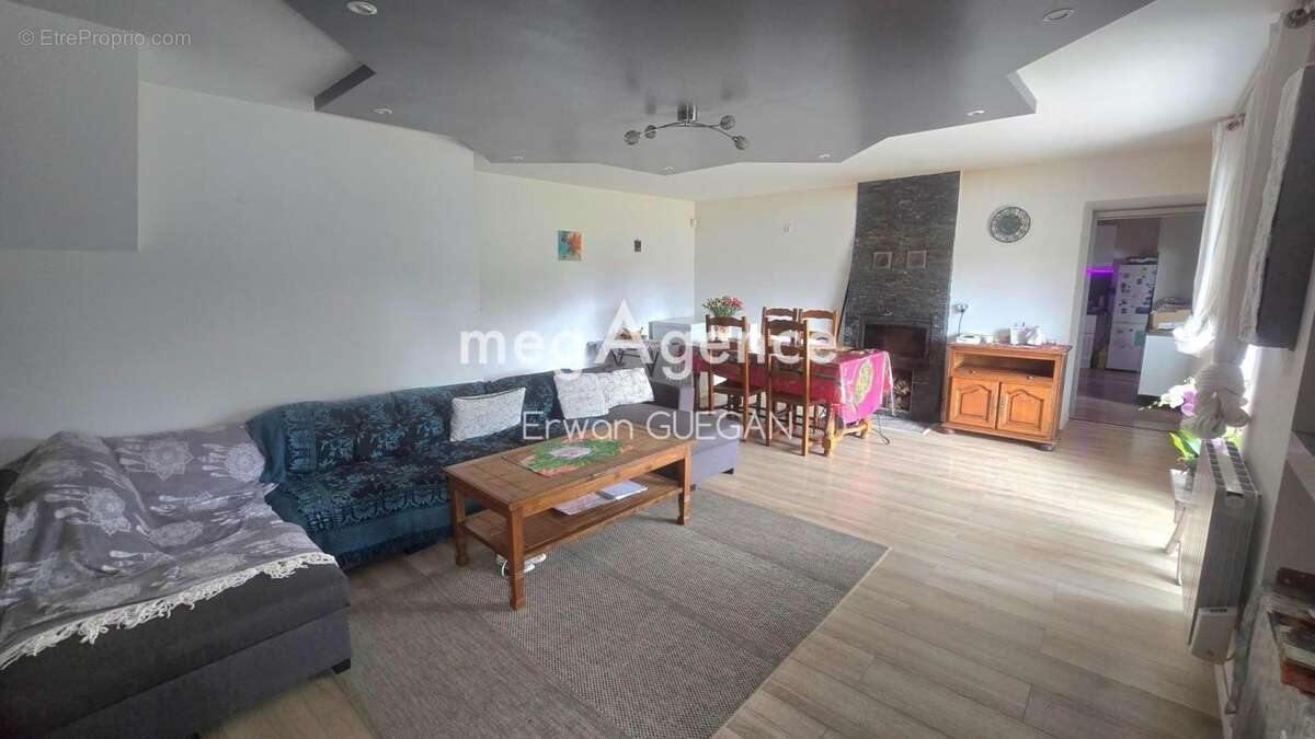 Maison à SAINT-CONNEC