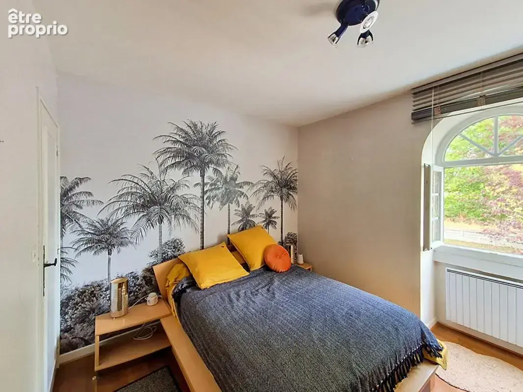 Appartement Cosne Cours Sur Loire 5 pièce(s) 155.80 m2 - photo 11