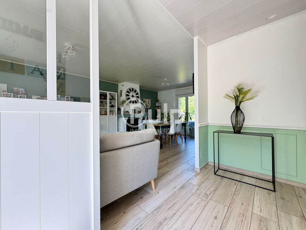 Magnifique plain pied sur sous sol complet - photo 5