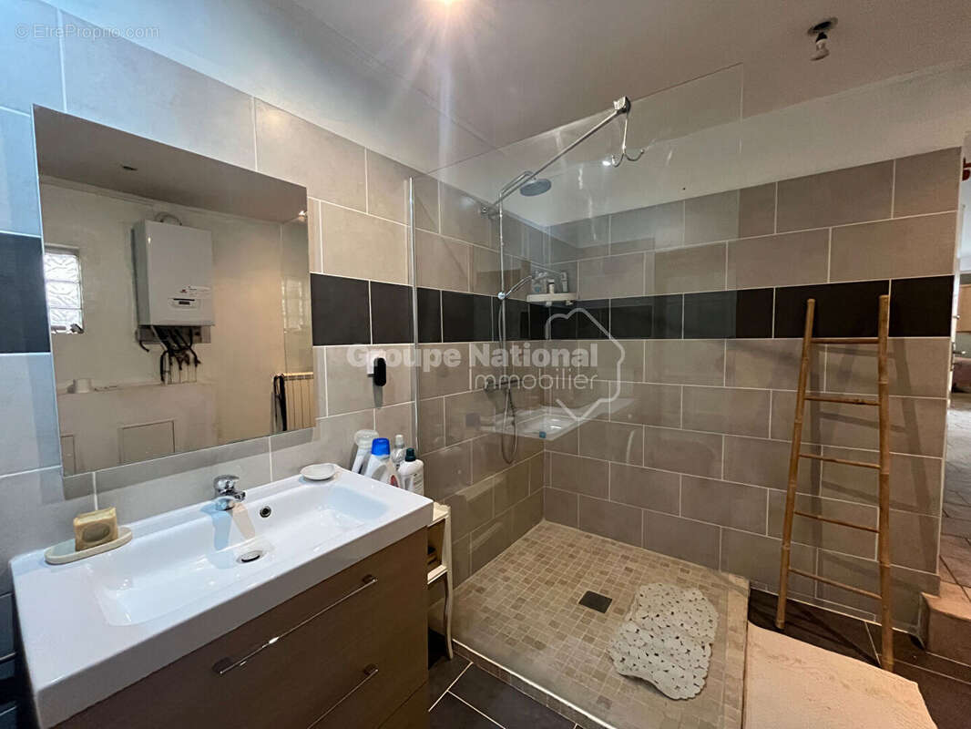 Appartement à BEAUCAIRE