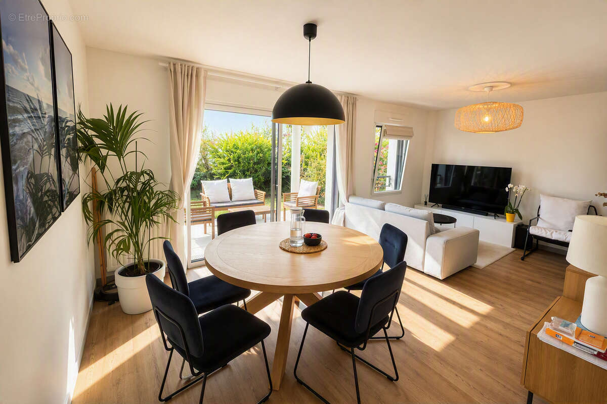 Fouesnant, bourg à pied, très bel appartement T2 avec terrasse. - photo 2