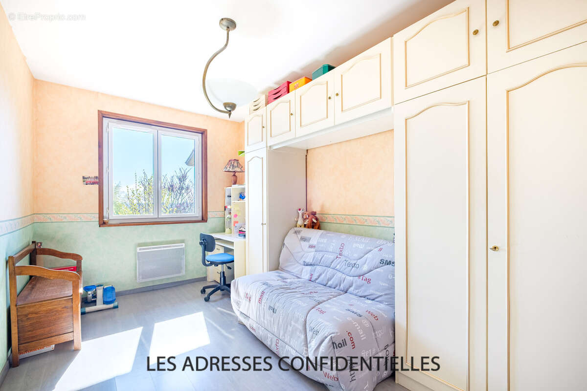 Maison à SAINT-CYR-AU-MONT-D'OR