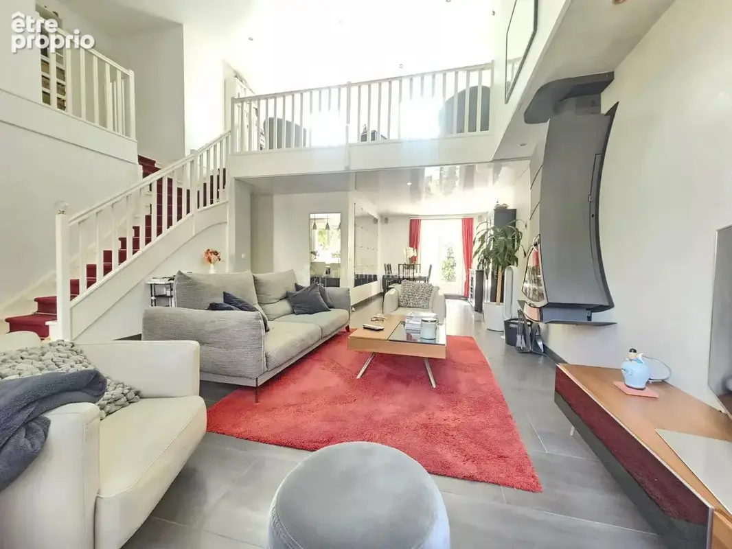 Photo Maison à Montevrain au prix de 649 000€
