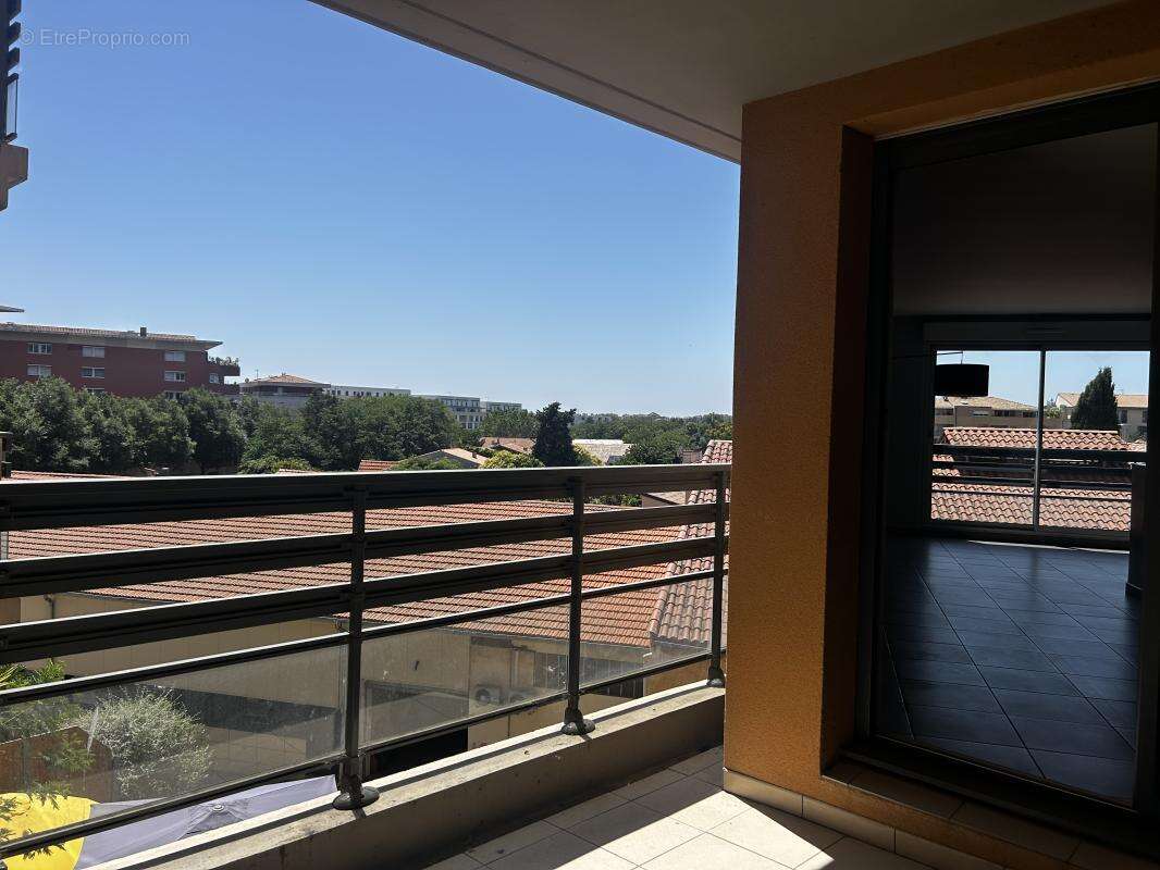 Aix en pce t3 recent centre ville parking - photo 3