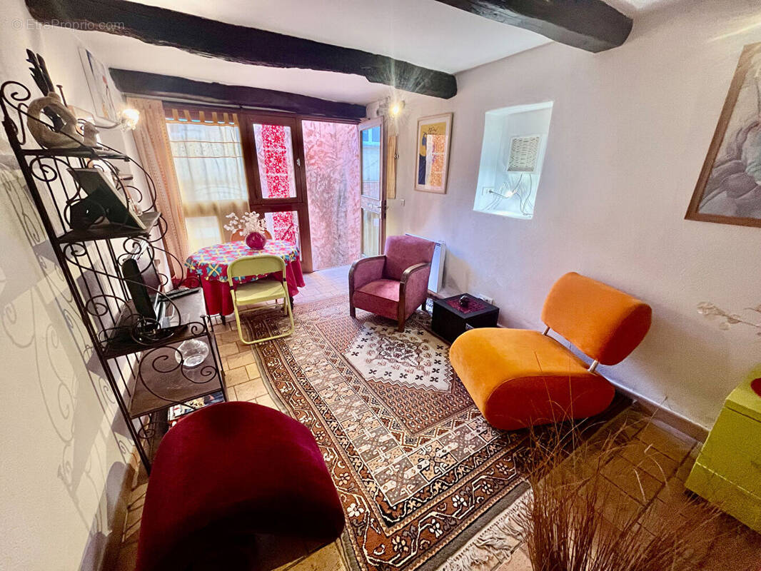 Maison à L&#039;ISLE-SUR-LA-SORGUE