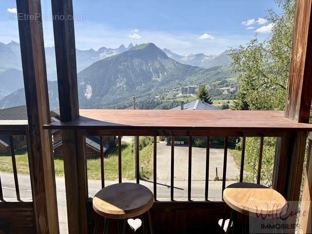 Appartement à LE CHATEL
