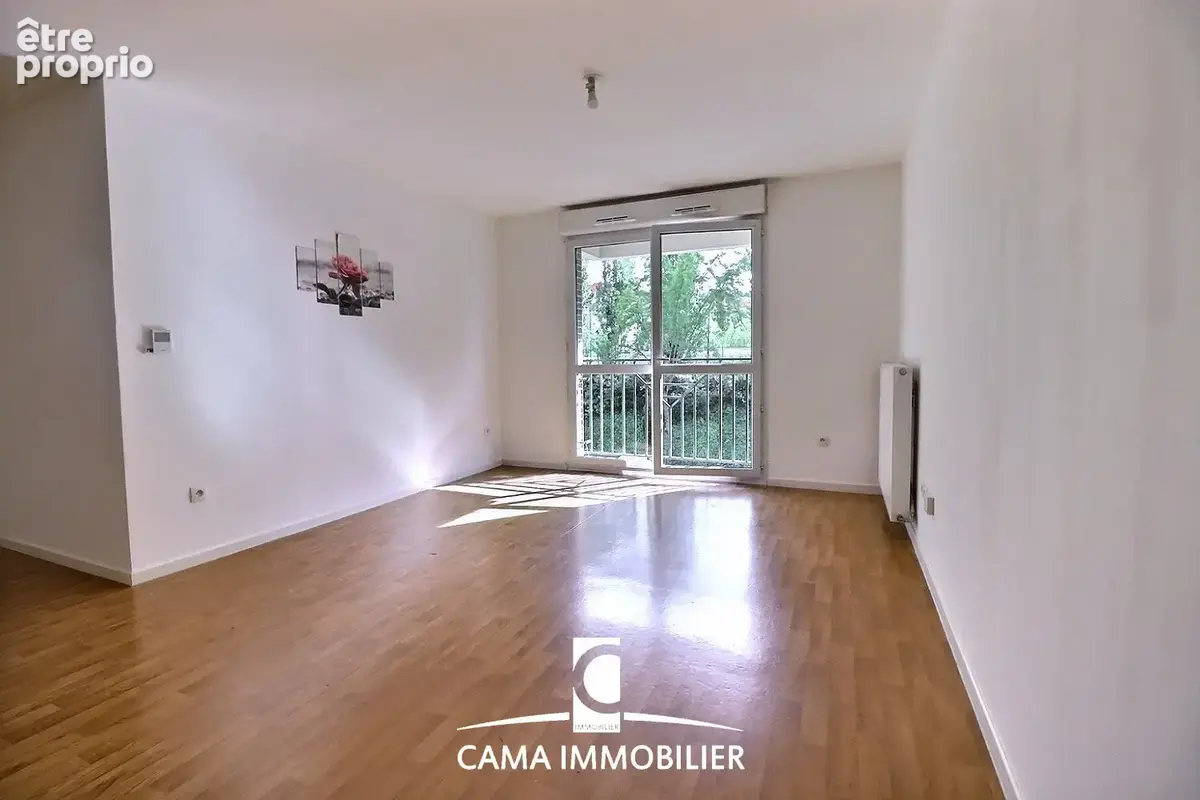 Appartement 3 pièces à vendre à fontenay-le-fleury - double parking en sous-sol - photo 2