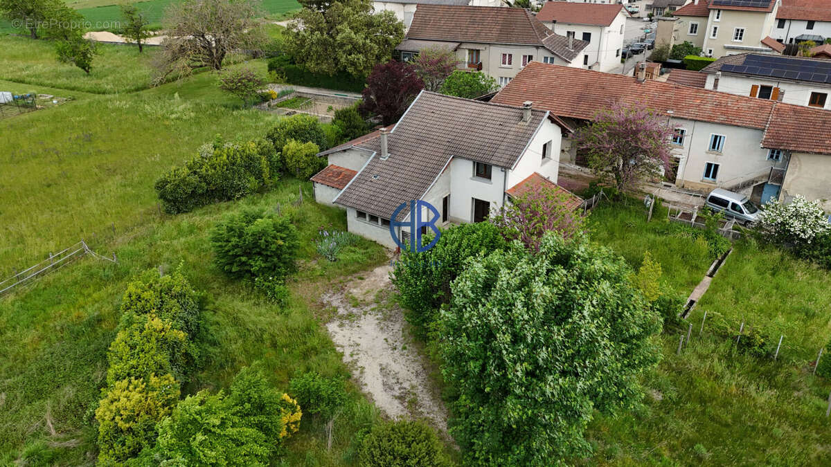 Maison 5 pièces 95 m2 parcelle 873m² - photo 2