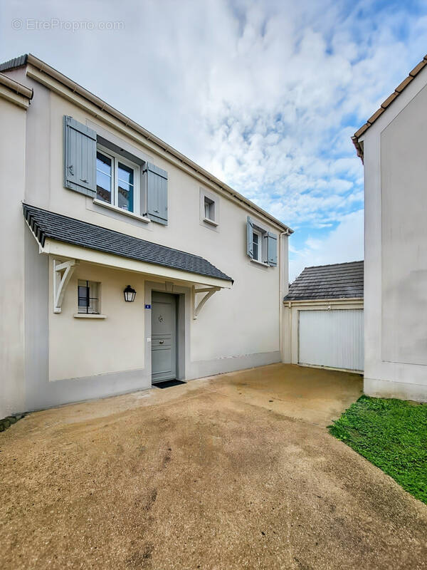 Maison à LEUVILLE-SUR-ORGE