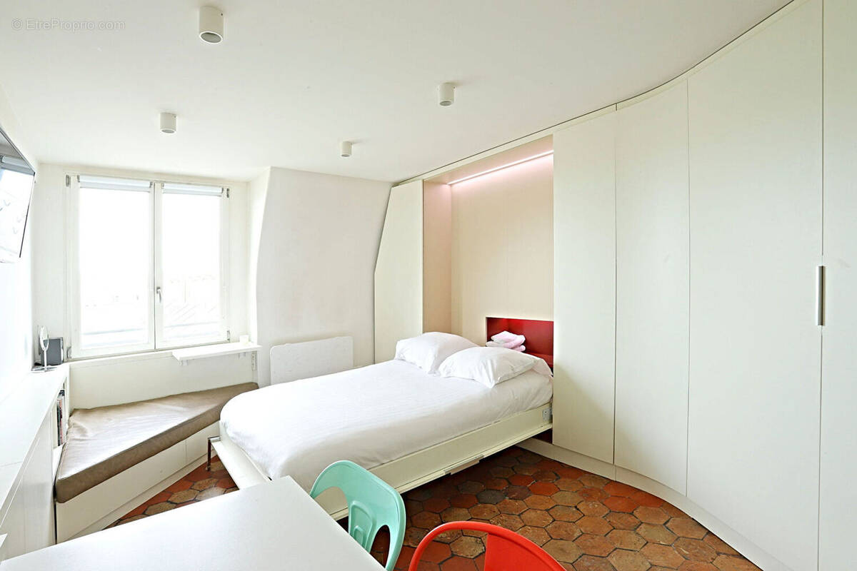 Appartement à PARIS-5E