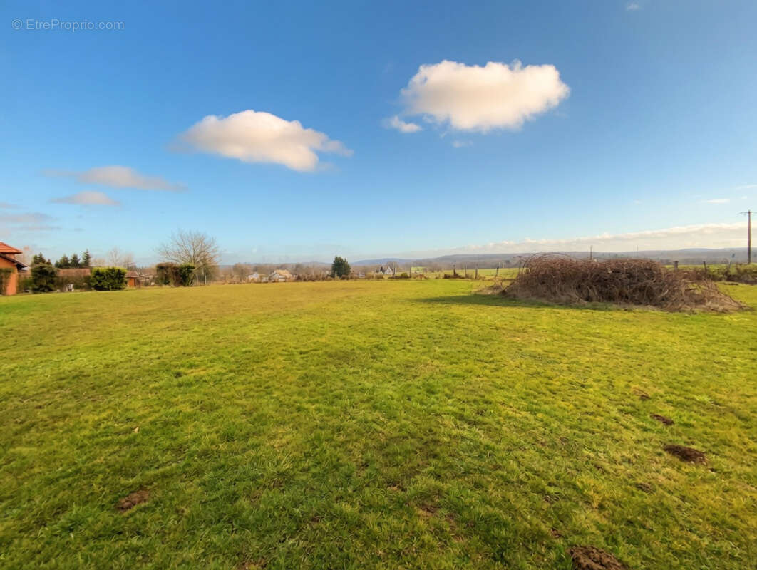 Terrain à LANTENOT