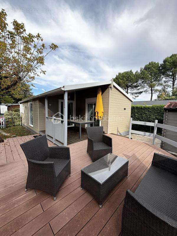 Terrain à SAINTE-GEMME