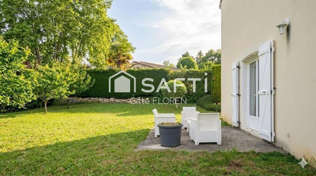 Photo 2 - Maison à SAINT-SULPICE