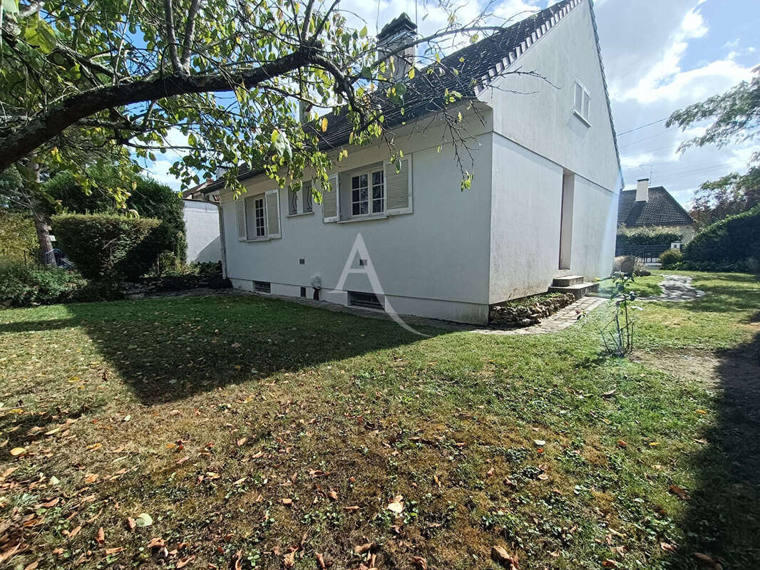 Maison à VAIRES-SUR-MARNE