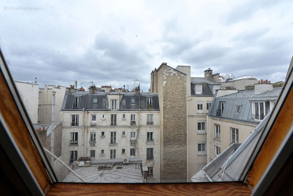 Appartement à PARIS-8E