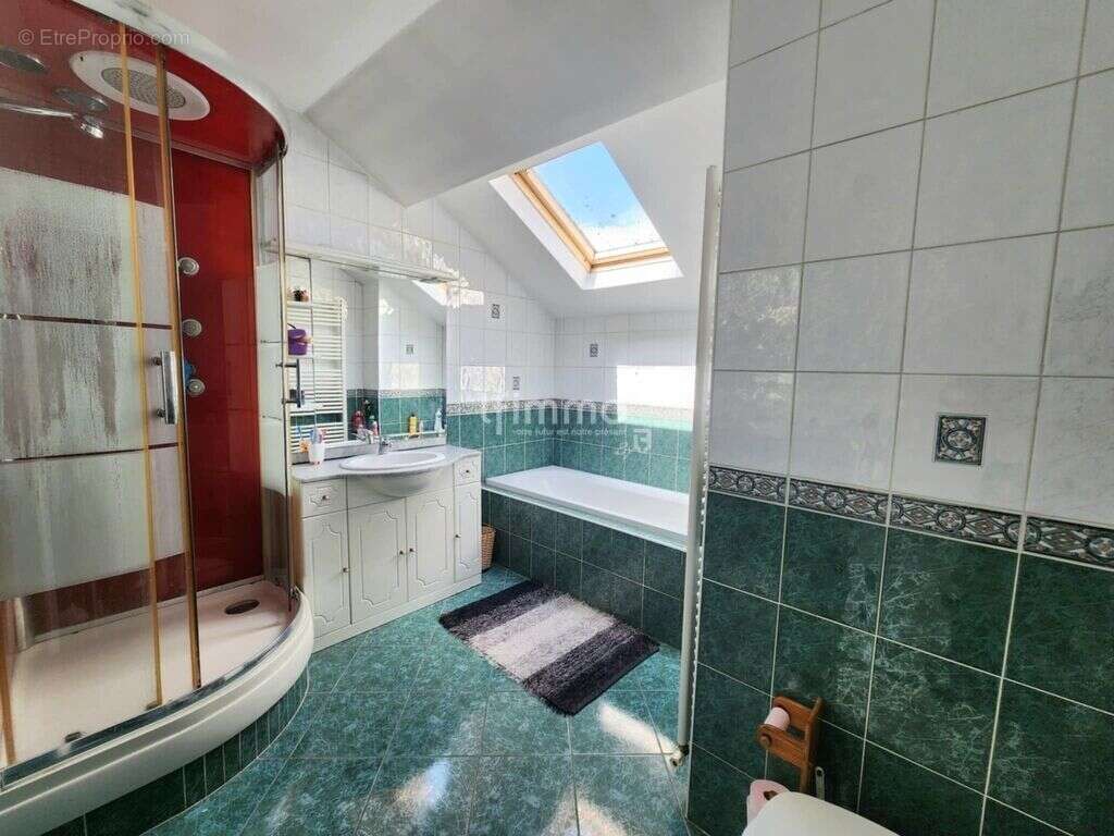 Maison à BONNEUIL-SUR-MARNE