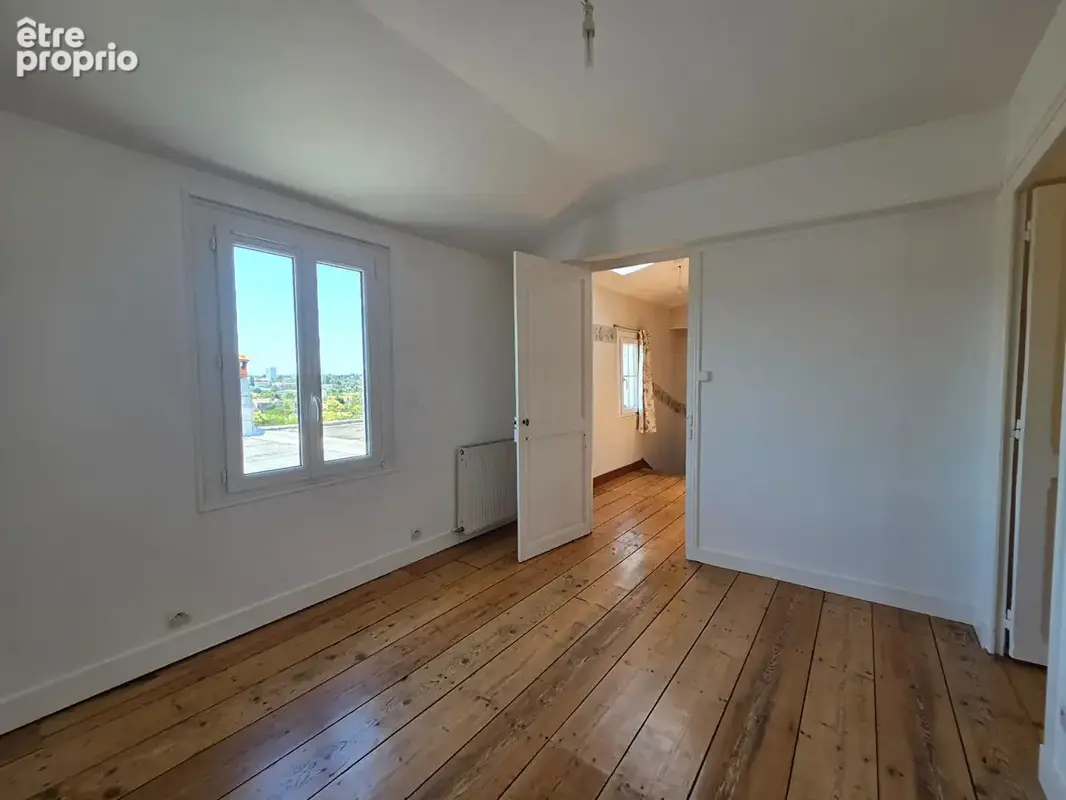Maison Angouleme 8 pièce(s) 153 m2 - photo 13