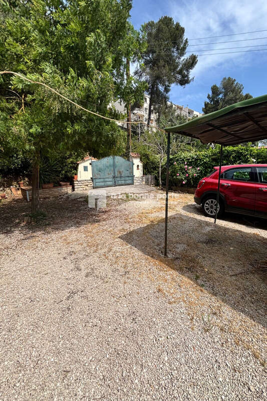 Maison 158 m² à La Seyne-Sur-Mer  - photo 4