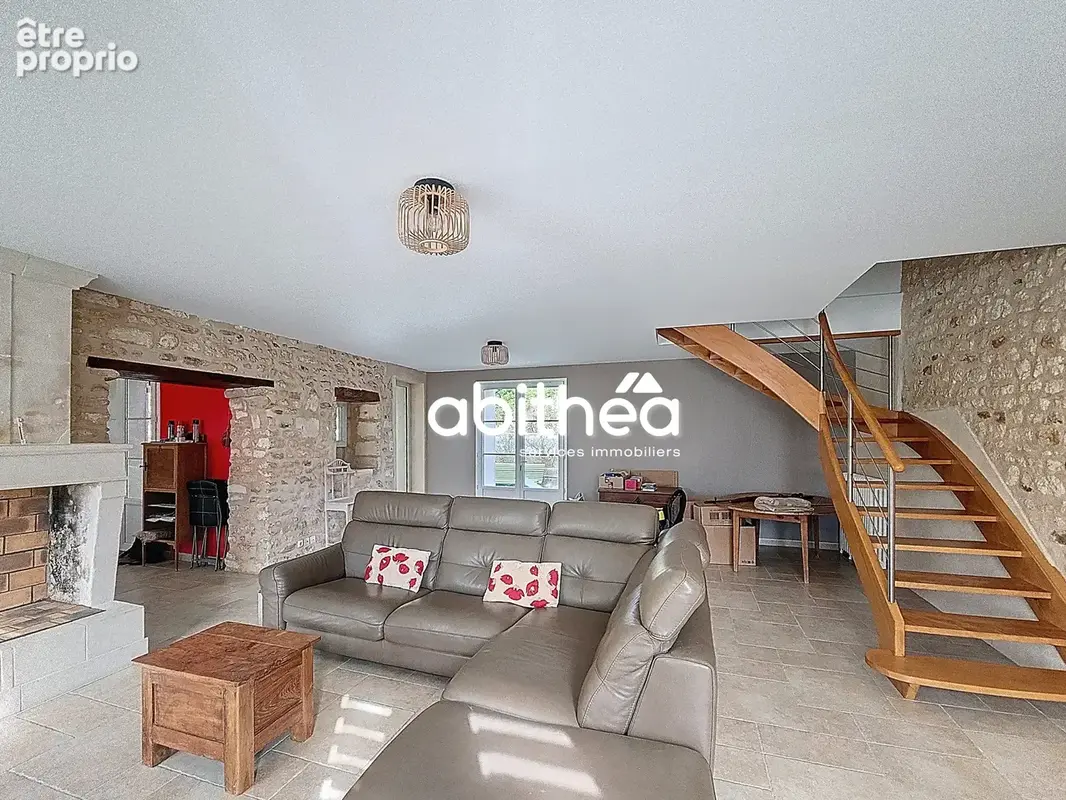   MAISON  6 chambres  214m2  9 pièces  4704m2 de terrain  MEURSAC - photo 9