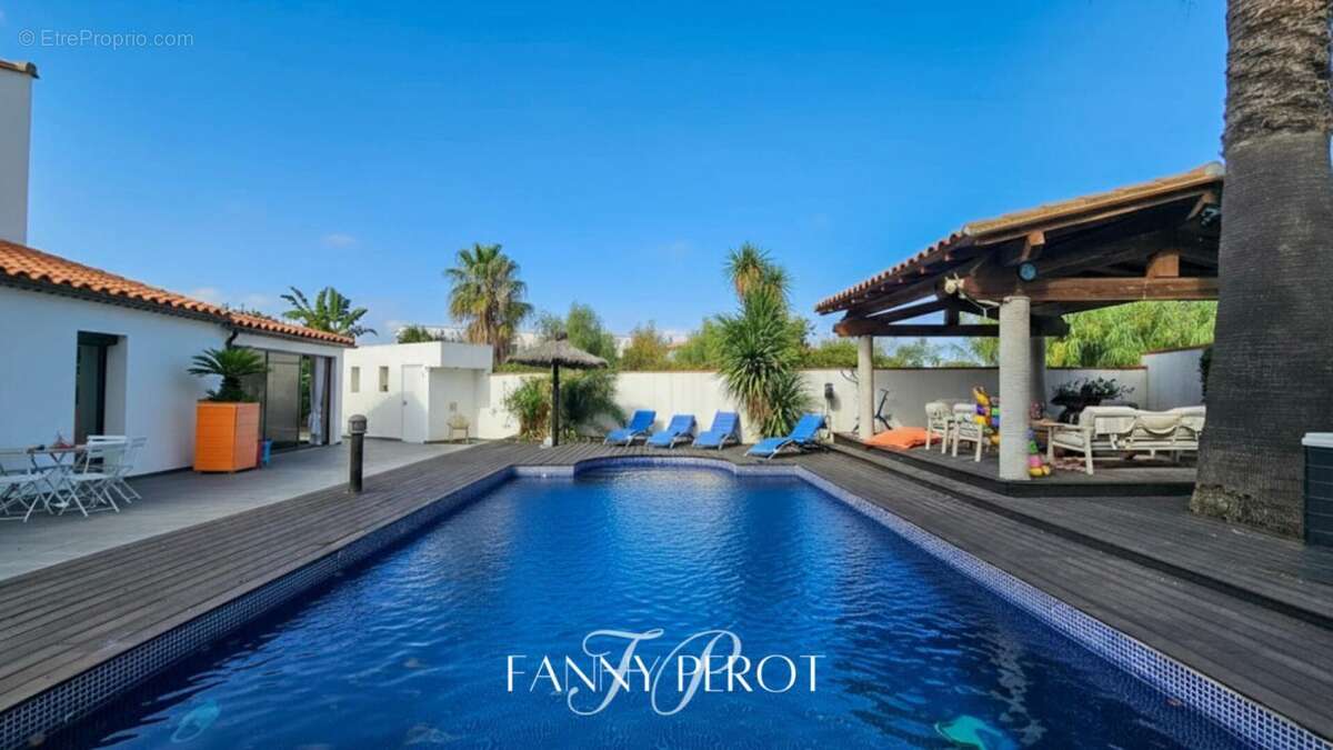 Exceptionnelle villa de 205m² + terrain constructible à Saint-Cyprien - photo 17