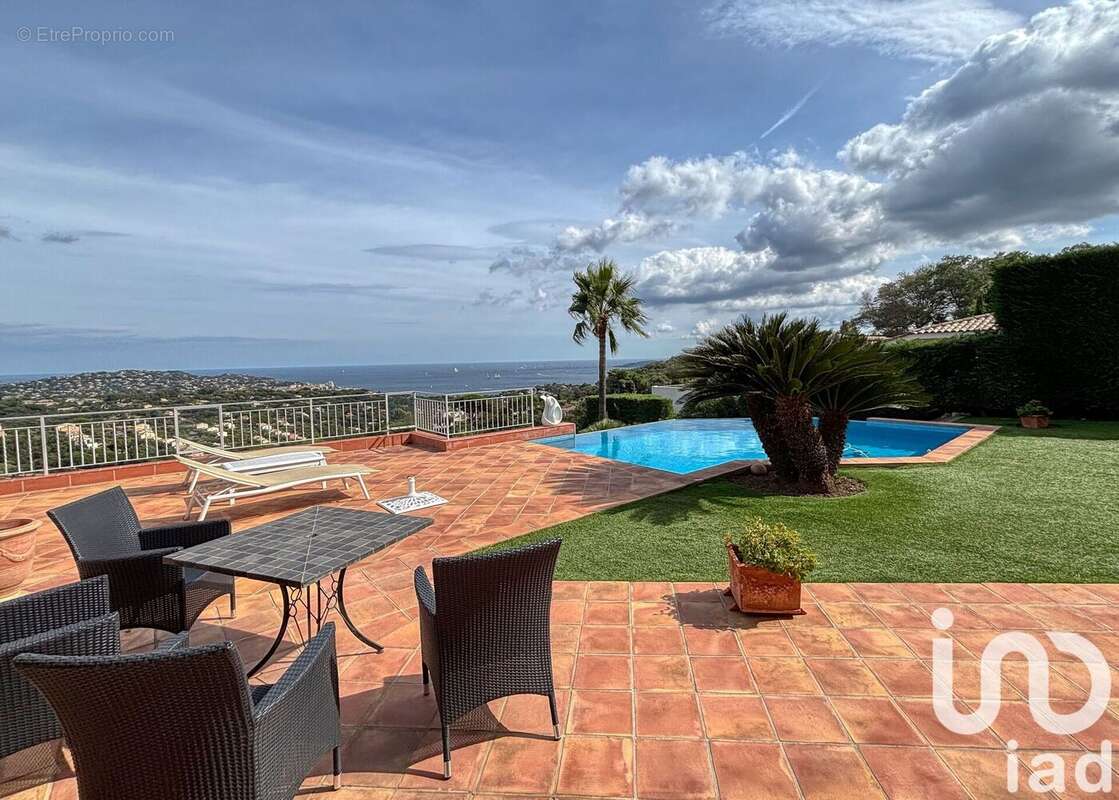 Maison 245 m² à Sainte-Maxime  - photo 3