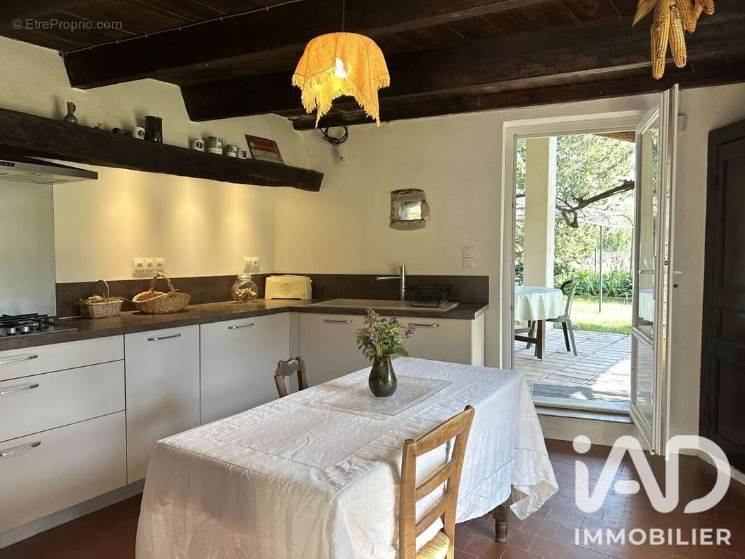 Maison 198 m² à Valaurie  - photo 3