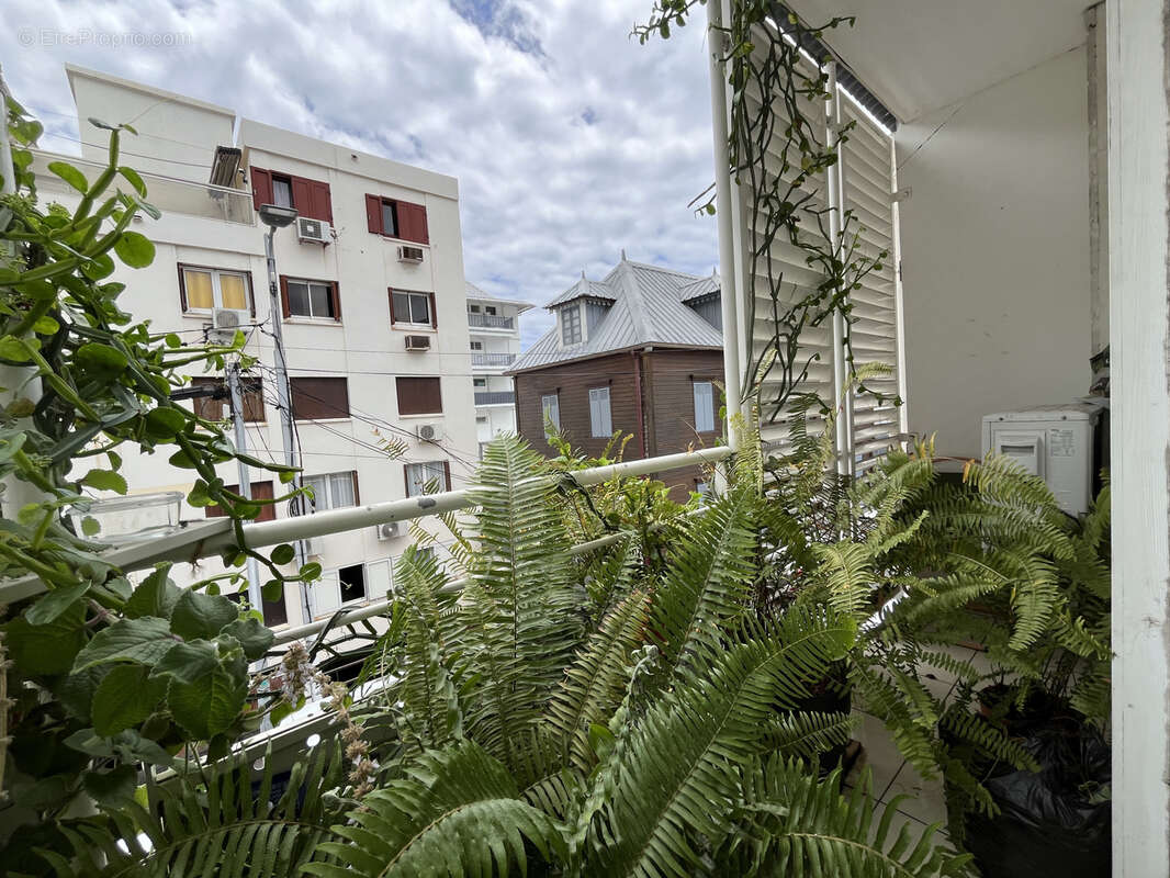 Appartement à SAINT-DENIS