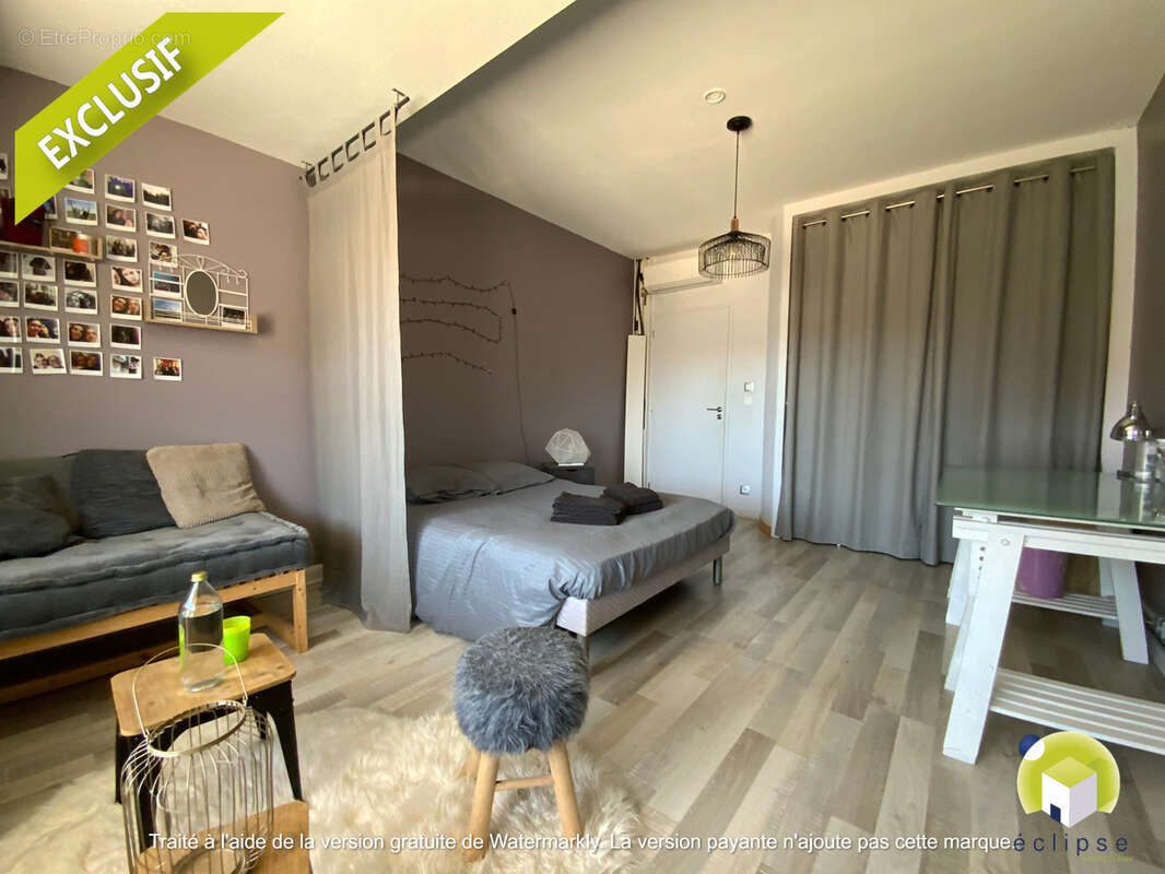 Polliat Centre - Maison d'habitation 220 m2 4/5 chambres + jardin + dépendances - photo 16