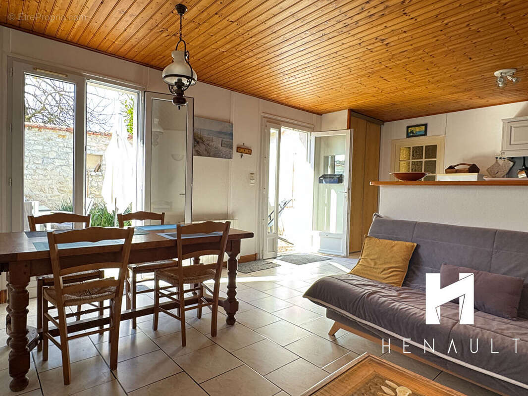 Maison à SAINTE-MARIE-DE-RE