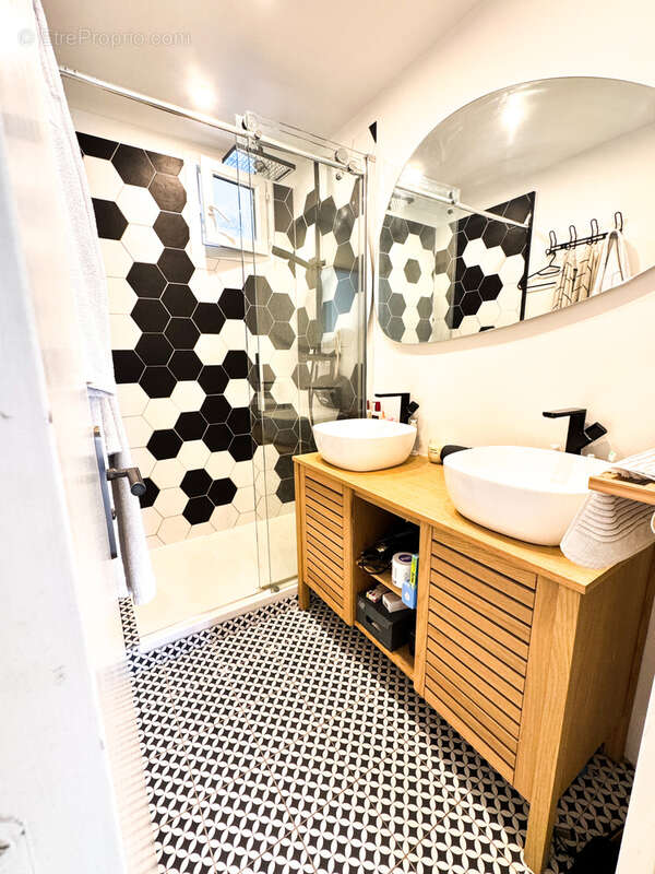 Appartement à MARSEILLE-9E