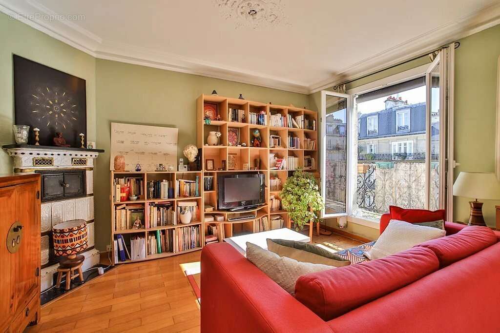 Appartement à PARIS-18E