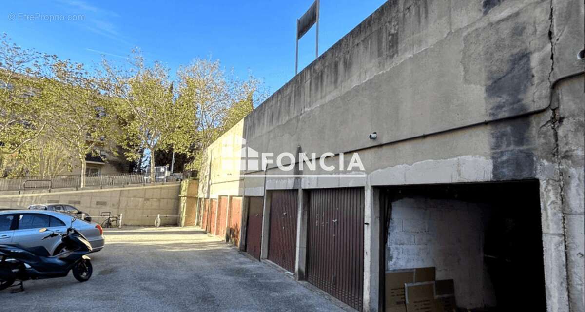 Parking à AIX-EN-PROVENCE